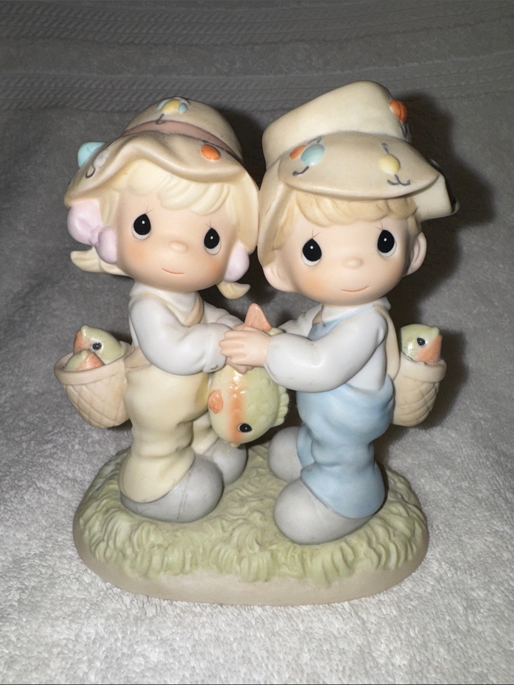 Vintage Precious Moments Figurine O-Fish-Aly Friends For A Lifetime
